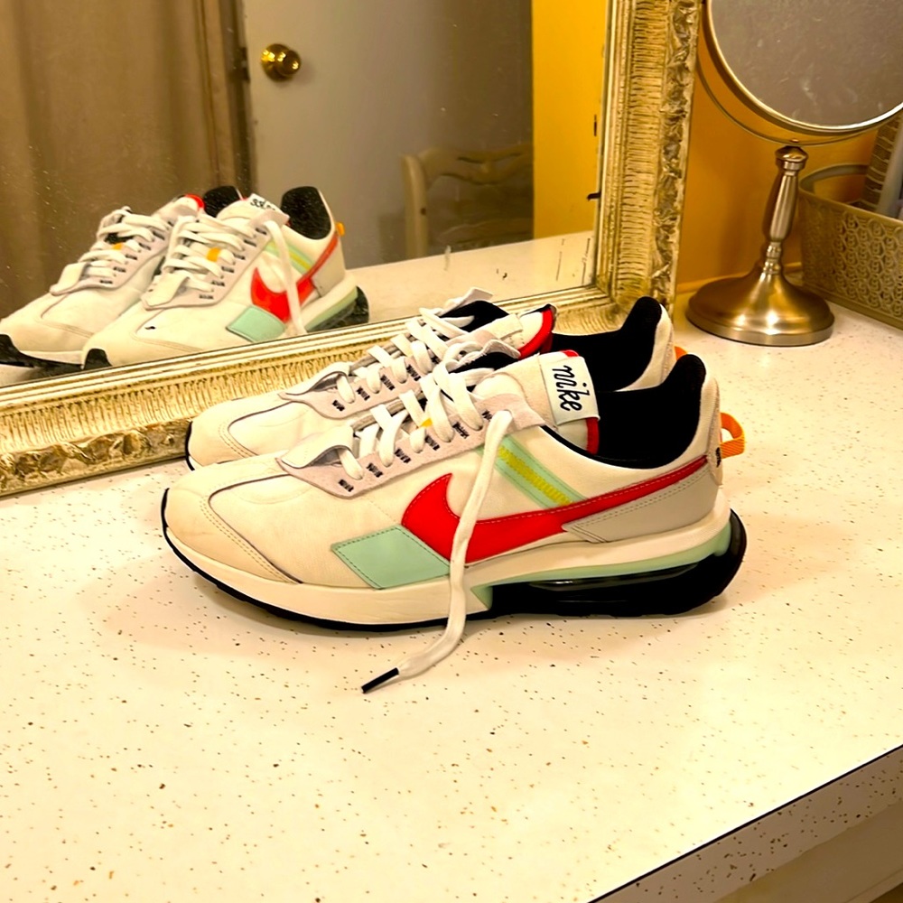Nike Air Max Preday